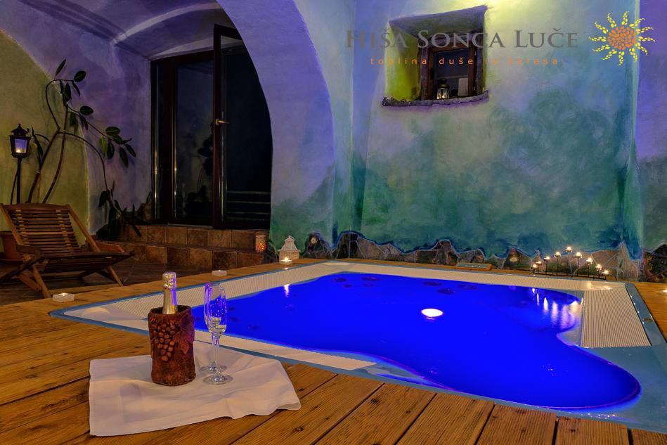 Guest House Hisa Sonca Luče Eksteriør billede